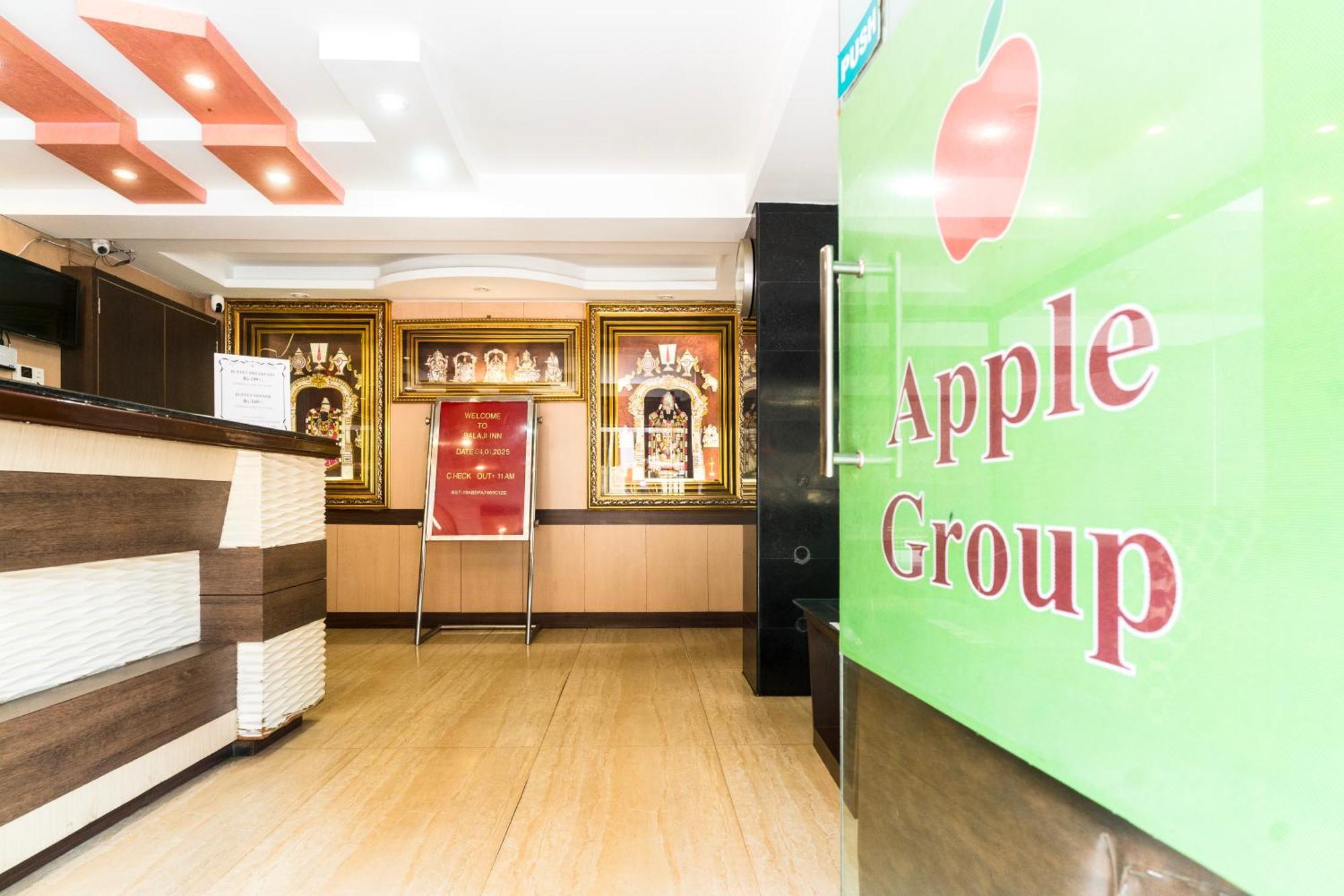 Apples Balaji Inn Siliguri Bagian luar foto